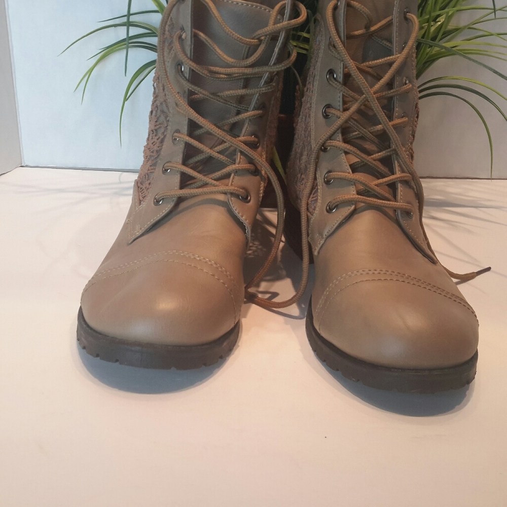 Beauty Max Lace Ankle Boots Size 6.5 - Picture 5 of 8